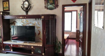 此房 精裝修 有地下車位 全套銘牌家具家電 壹品華庭