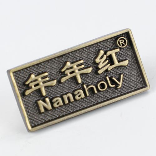 家具標牌定制 從門窗鐵牌到復古銅牌的藝術印記